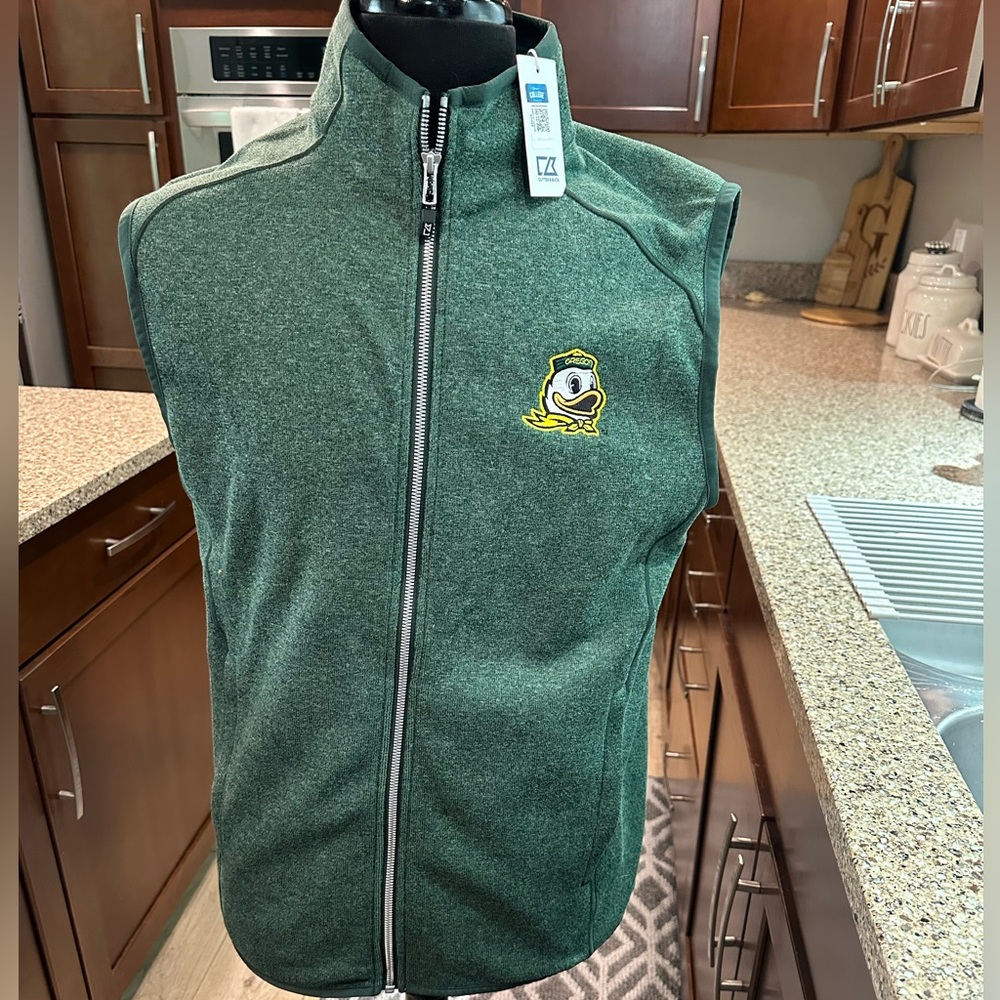 Cutter and Buck Vest New OREGON DUCKS